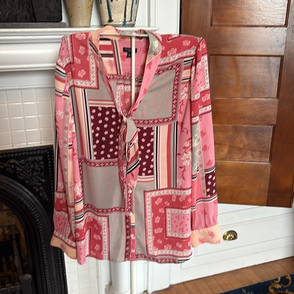 Talbots Patchwork Tie Neck Blouse. Worn Twice. 13… - image 3